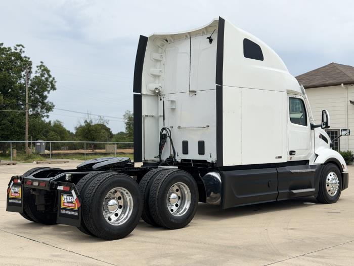 2022 Peterbilt 579-4