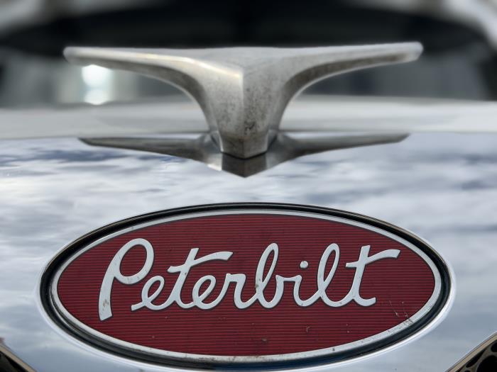 2022 Peterbilt 579-12