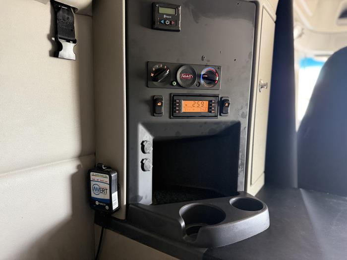 2022 Peterbilt 579-27