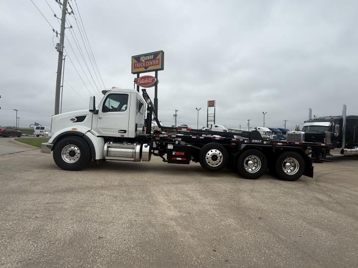 2027 Peterbilt 567-4