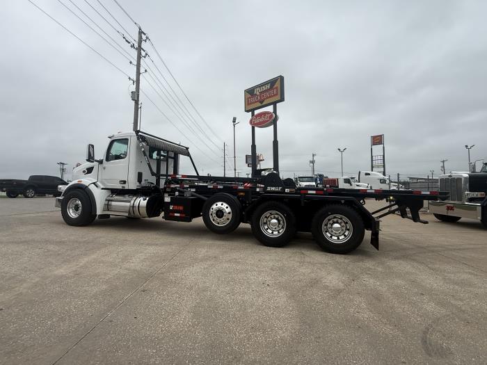 2027 Peterbilt 567-6