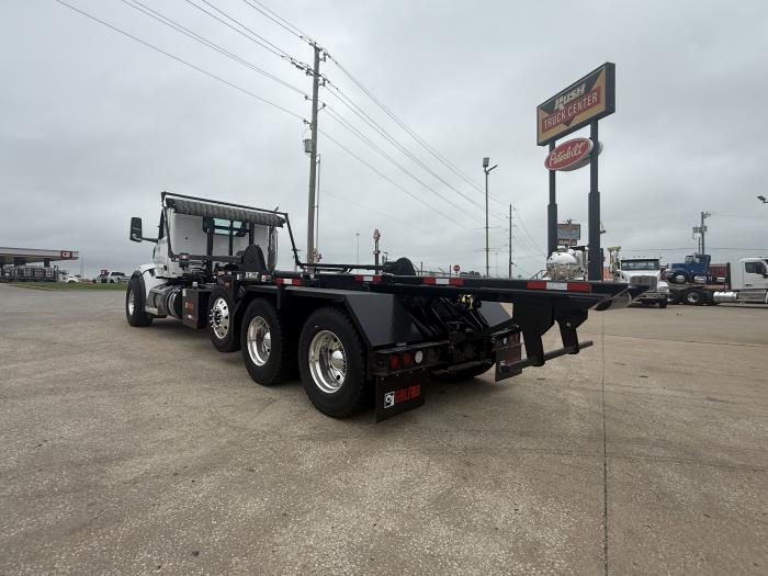 2027 Peterbilt 567-9