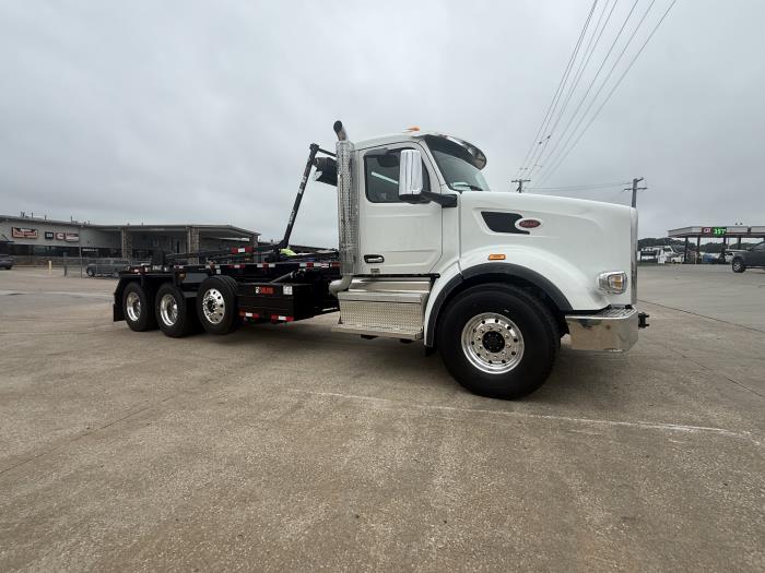 2027 Peterbilt 567-21