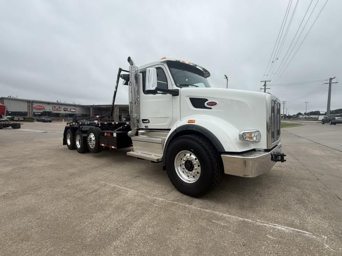 2027 Peterbilt 567-22