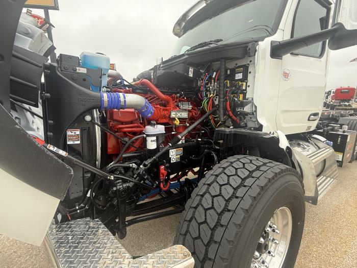 2027 Peterbilt 567-28