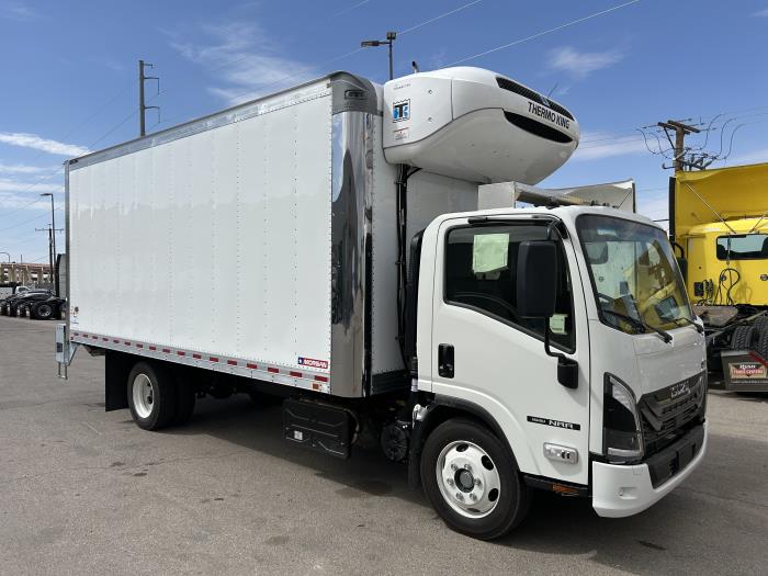 2027 Isuzu NRR-3