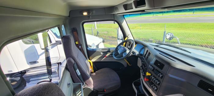 2023 Peterbilt 567-21