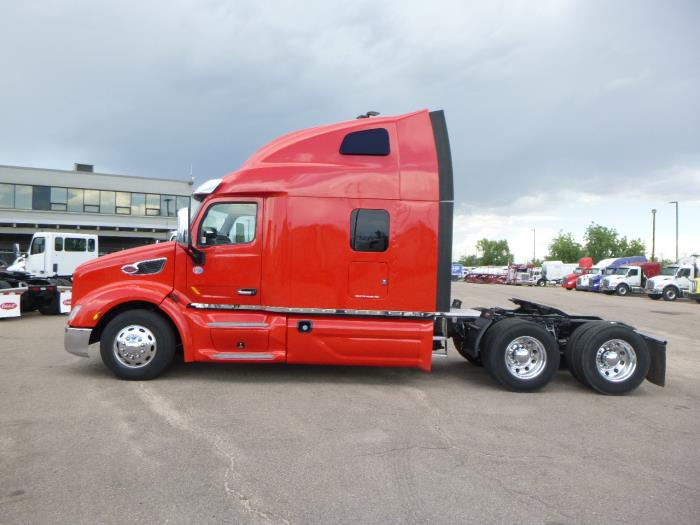 2020 Peterbilt 579-4