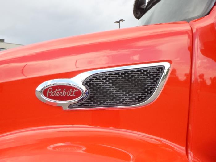 2020 Peterbilt 579-13