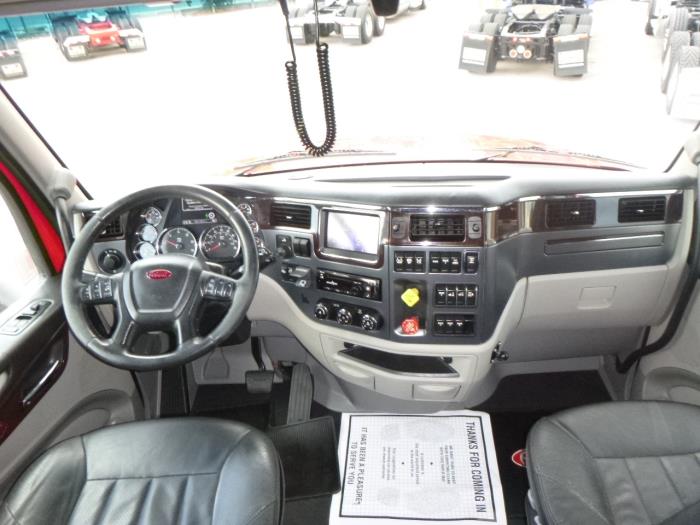 2020 Peterbilt 579-24