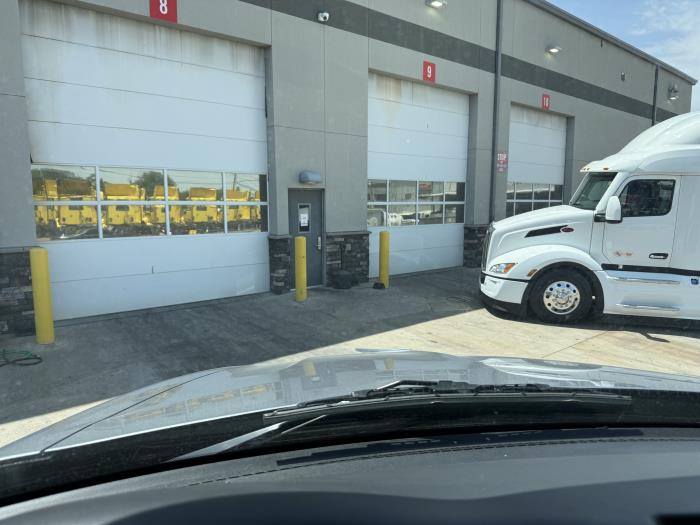 2027 Peterbilt 579-55
