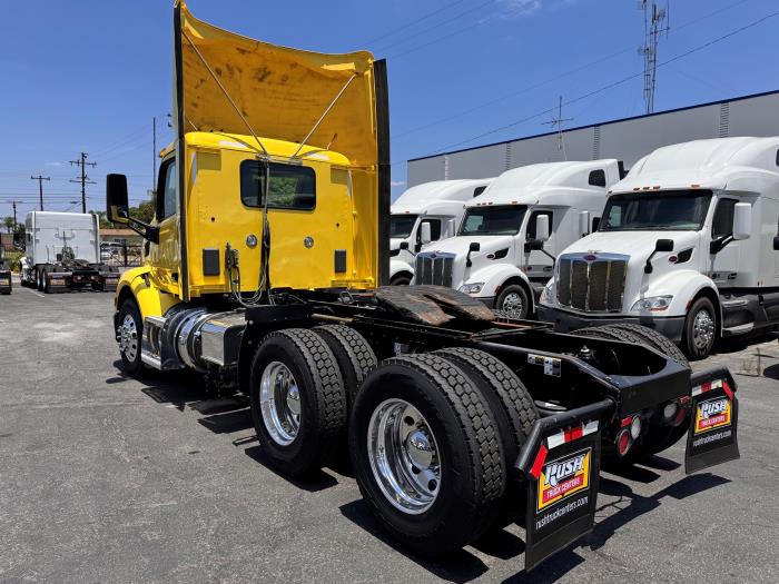 2021 Peterbilt 579-6