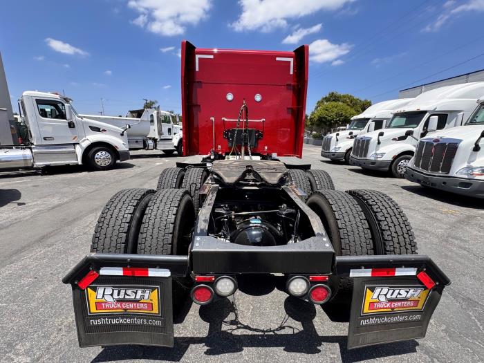 2023 Peterbilt 579-6