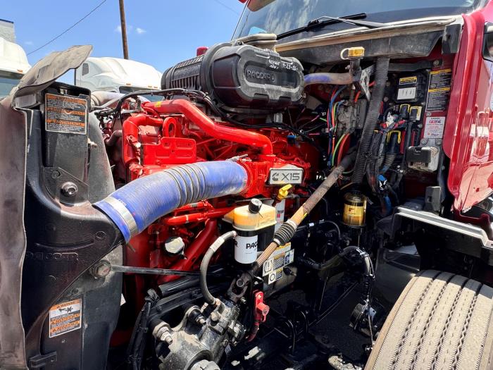 2023 Peterbilt 579-8