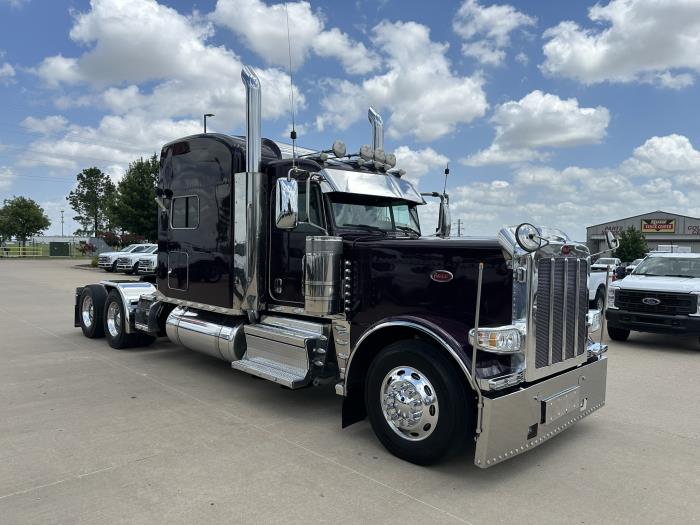 2021 Peterbilt 389-1