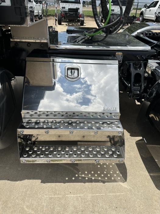 2021 Peterbilt 389-21