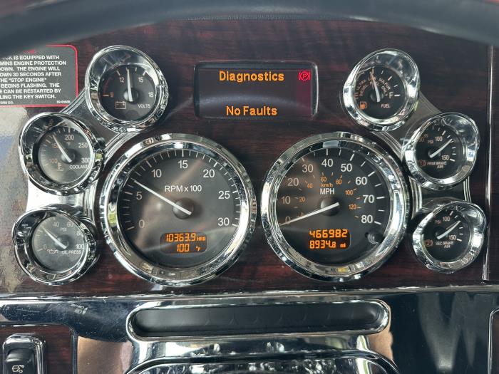 2021 Peterbilt 389-6