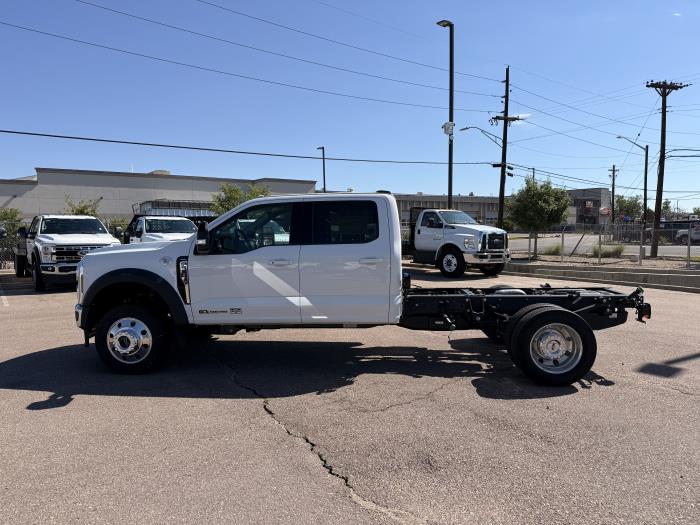 2026 Ford F-550-8