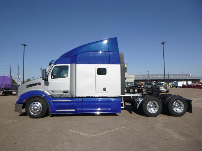 2022 Peterbilt 579-1