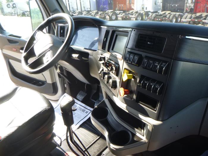 2022 Peterbilt 579-15