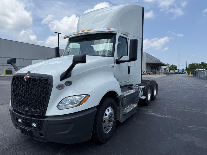 2027 International LT625-24