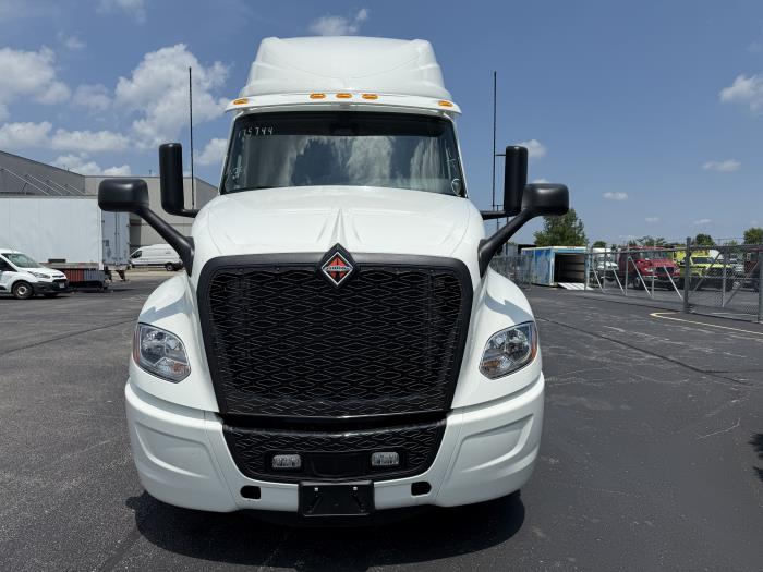 2027 International LT625-9