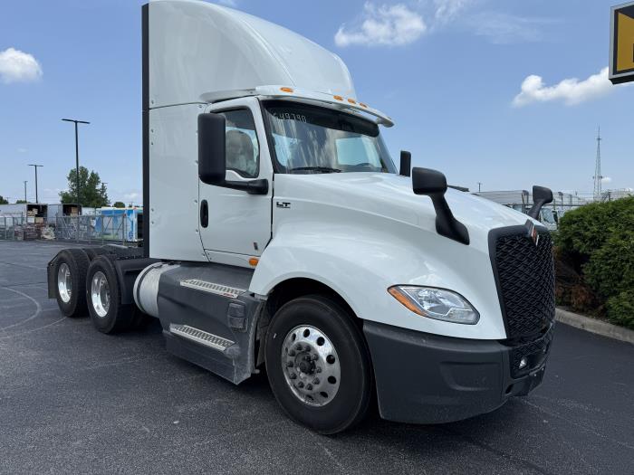 2027 International LT625-13