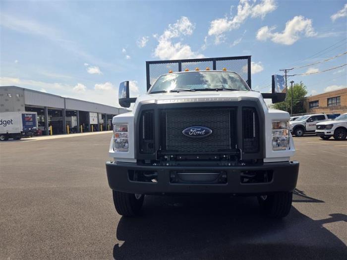 2027 Ford F-650-3