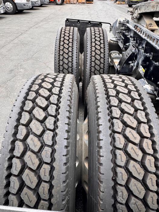 2019 Peterbilt 579-13