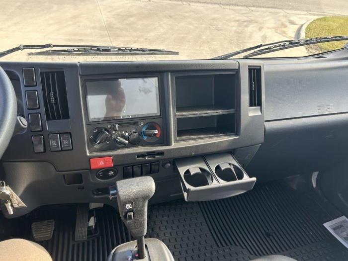 2026 Isuzu NQR-8