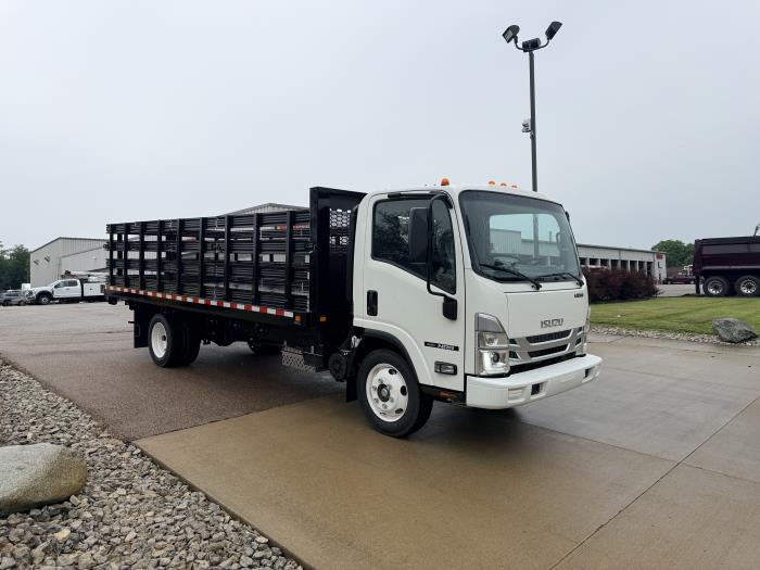 2025 Isuzu NRR-2