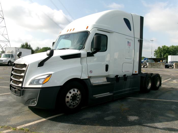 2022 Freightliner Cascadia-0
