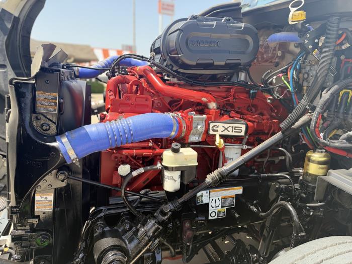 2022 Peterbilt 579-13