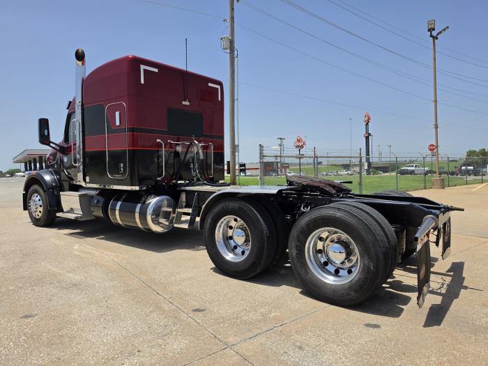 2020 Peterbilt 567-4