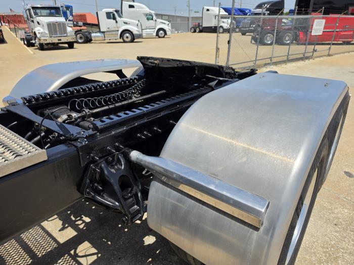 2020 Peterbilt 567-7