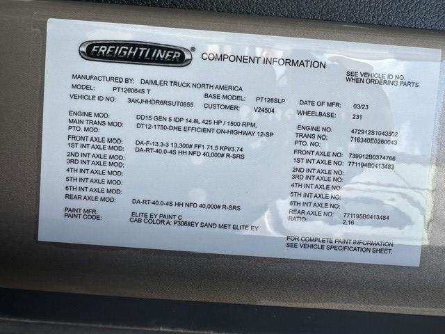 2024 Freightliner Cascadia-8