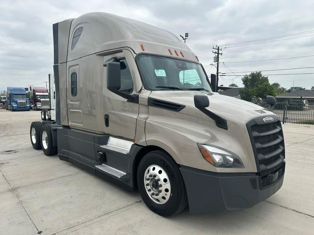 2024 Freightliner Cascadia-15