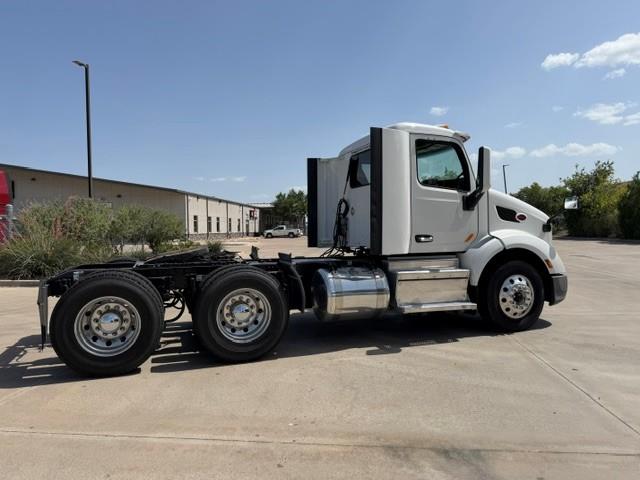 2020 Peterbilt 579-7