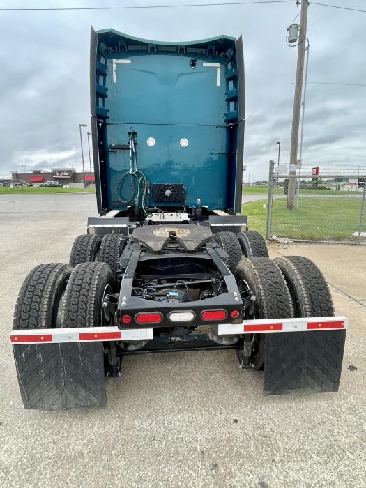 2021 Peterbilt 579-3