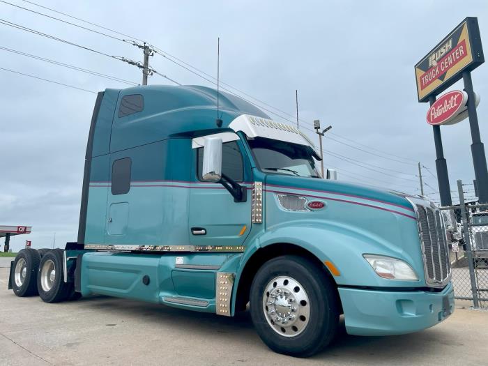 2021 Peterbilt 579-6