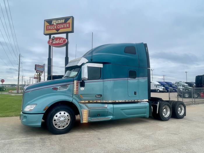 2021 Peterbilt 579-1