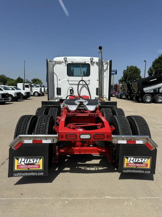 2023 Peterbilt 567-3