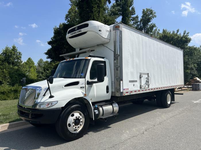 2021 International MV607-0