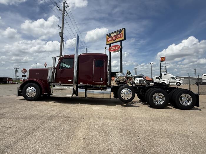 2027 Peterbilt 589-10