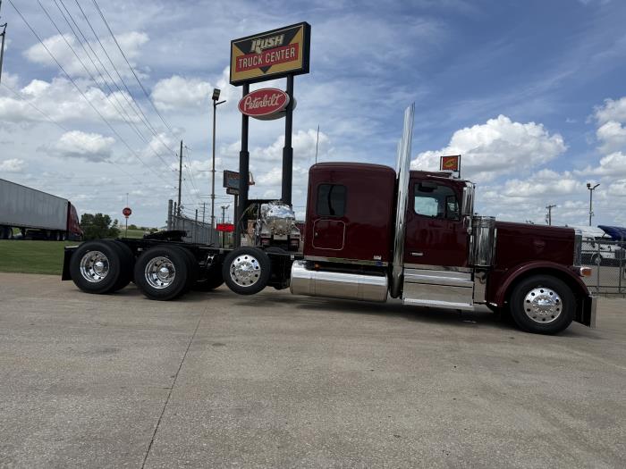 2027 Peterbilt 589-22