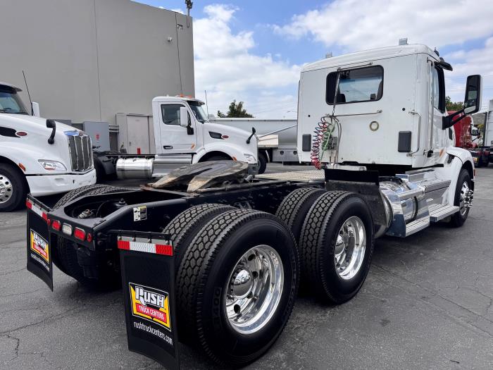 2020 Peterbilt 579-4