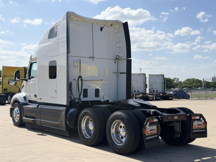 2022 Peterbilt 579-6