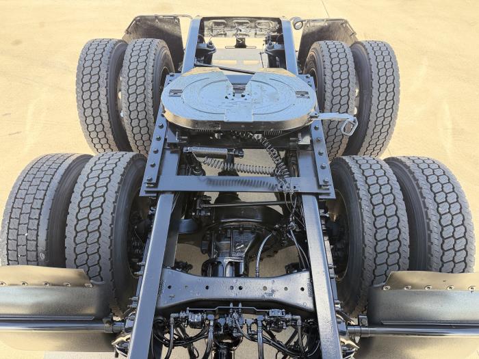 2022 Peterbilt 579-10