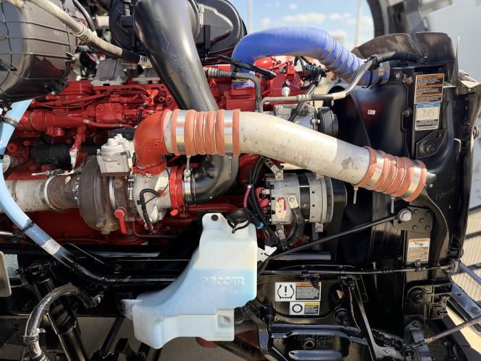 2022 Peterbilt 579-15