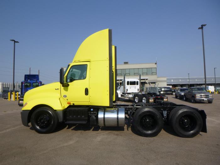 2023 International LT625-2